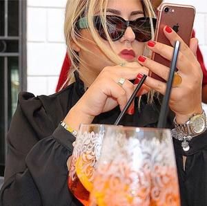 Meet your Posher, Fatma